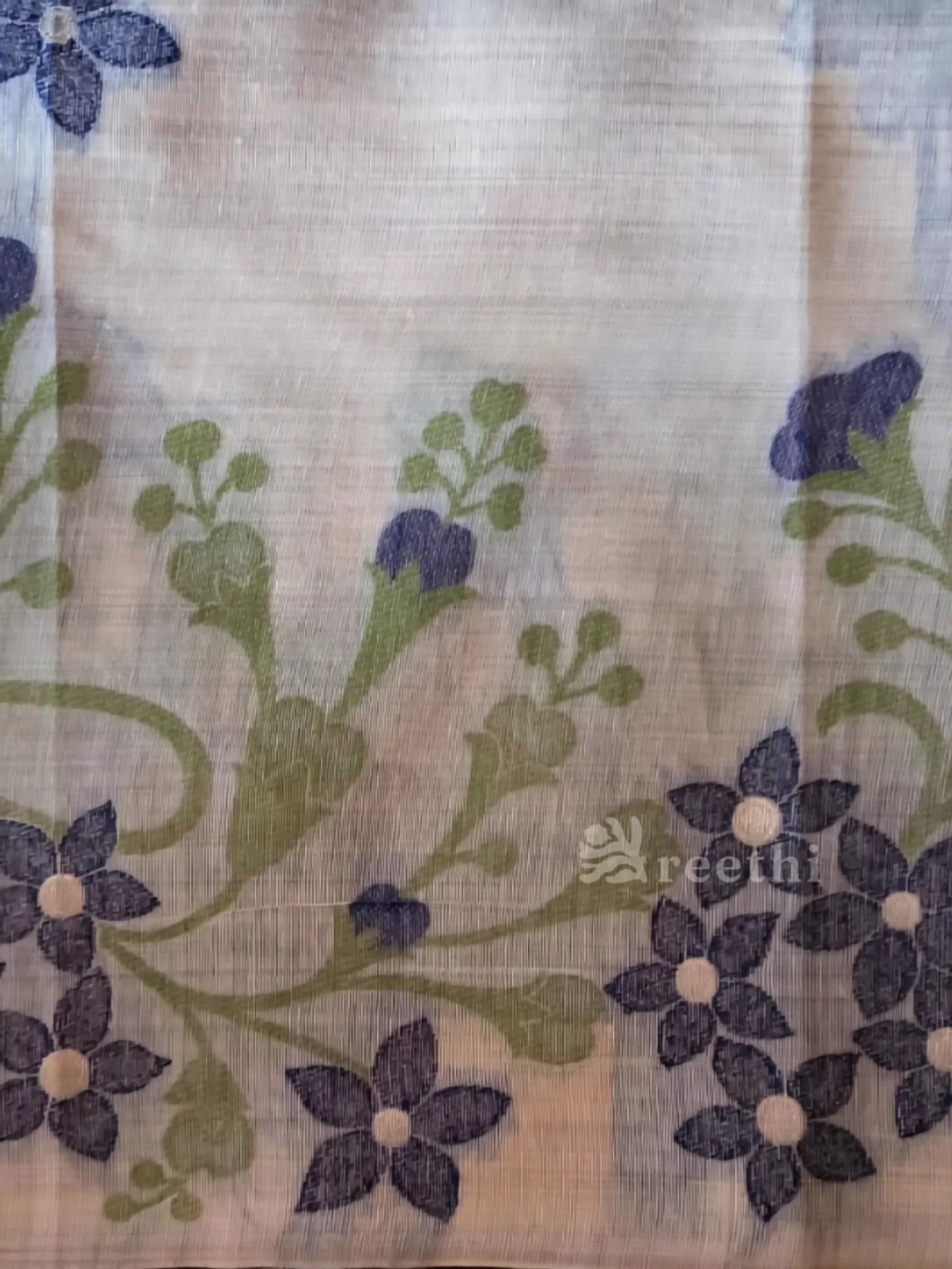 Handcrafted Handloom Saree