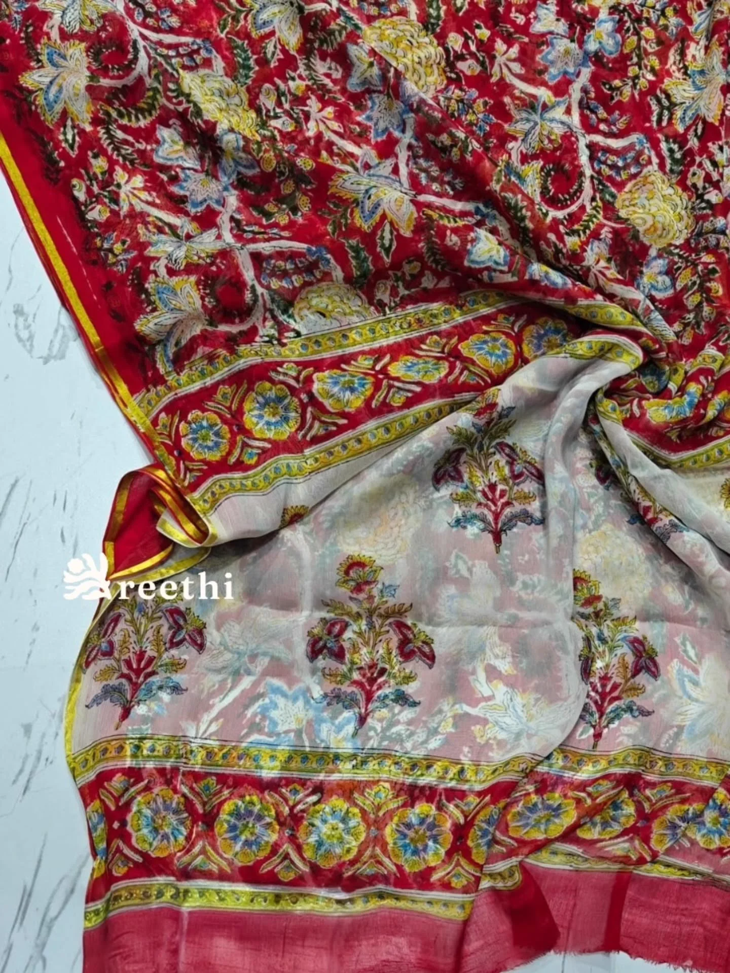 Handcrafted Handloom Saree